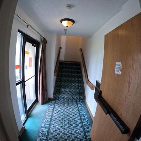 Pleasant Stay Inn & Suites Carnforth Buitenkant foto